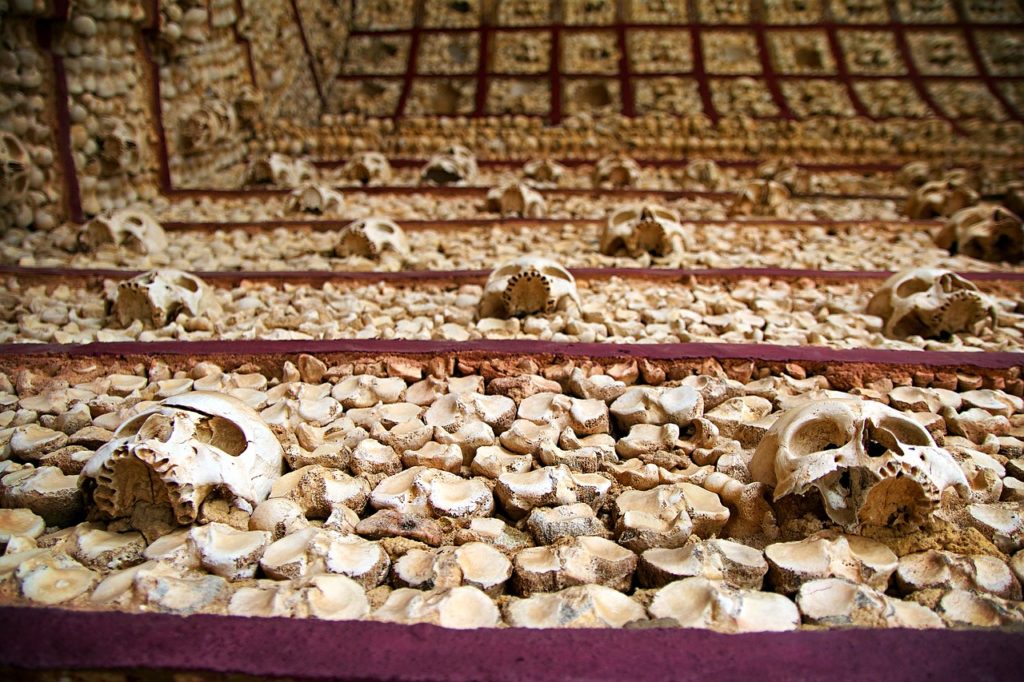 Capela dos Ossos